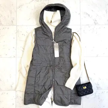 택 포함 새상품 비쓰리 B-Three 충전솜 롱 베스트 경량 후드 그레이