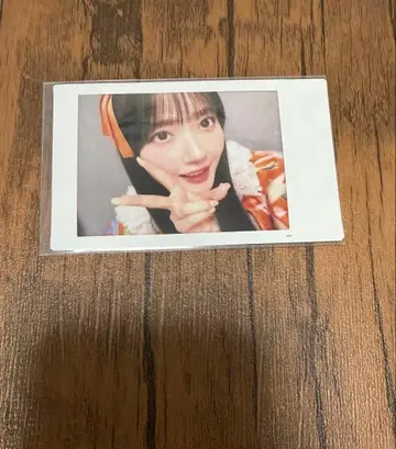 아이돌 폴라로이드풍 사진