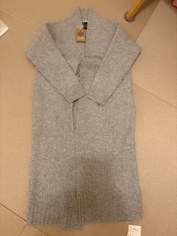 로디스포토 100% 울 그레이 가디건 F 사이즈