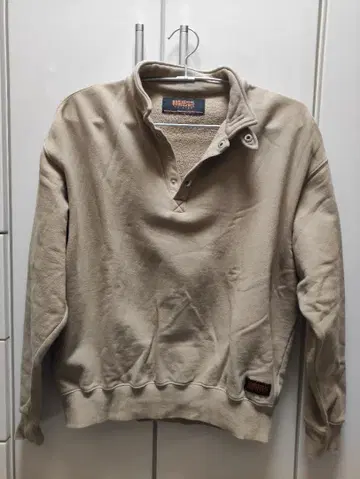 UNIVERSAL OVERALL 맨투맨 베이지 M