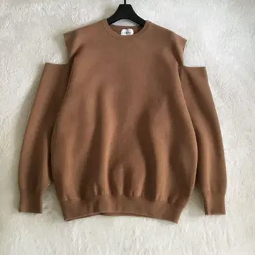 림아크 Sleev slit big size knit tops 브라운