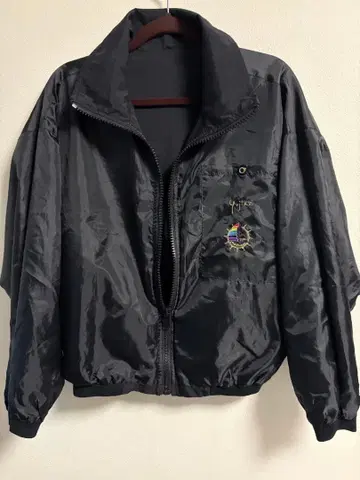 유지로 블랙 블루종