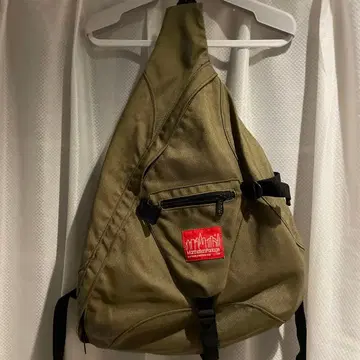 Manhattan Portage 카키 슬링백