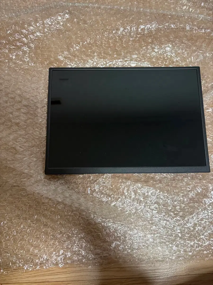 한성컴퓨터 27인치 커브드 모니터 울트론 2757c 144hz 팝니다 #한성컴퓨터,#배틀그라운드,#144hz,#27인치모니터,#2757c  on Bunjang Global Site.