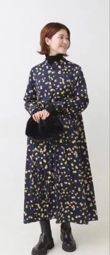 Spick and span 랜덤 도트 원피스