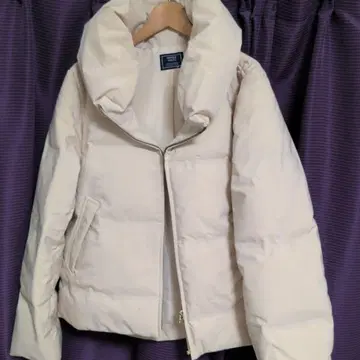 MARBLE WALTZ 아이보리 다운 자켓