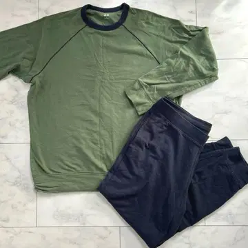 UNIQLO 울트라 스트레치 세트 룸웨어 파자마 상하의 세트 XL