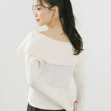 [ 2025 겨울 신상 ] Heather 프릴 니트 가디건