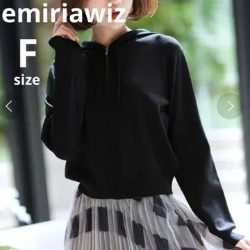 [ 새상품급 ] 에밀리아 위즈 EMIRIAWIZ 후디 니트 후드티 여성용