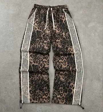 레오파드 스트라이프 스웨트 팬츠 아카이브