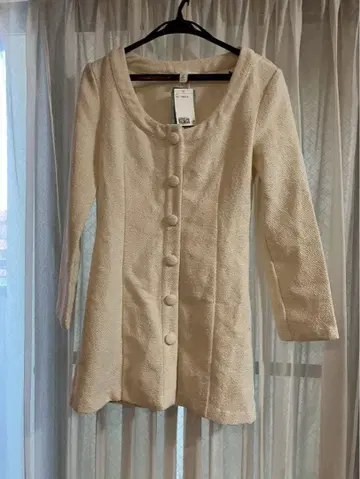 아이보리 버튼 A라인 원피스