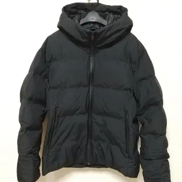 새상품급! 유니클로 심리스 다운 파카 3D 블랙 XL