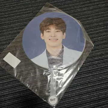 SEVENTEEN 원우 부채