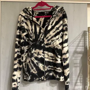 ONEOKROCK 타이다이 패턴 후드 부착 집업