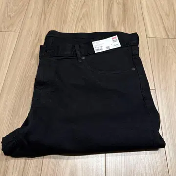 UNIQLO 슬림핏 청바지 블랙 42