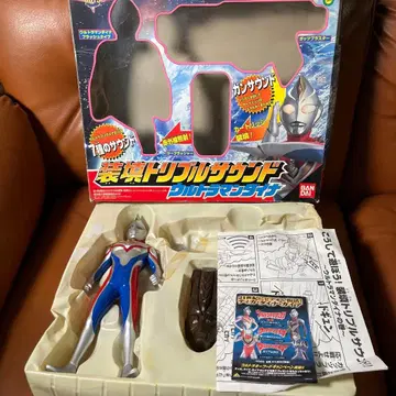 미사용 장전 트리플 사운드 울트라맨 다이나 박스 포함 결품 있음