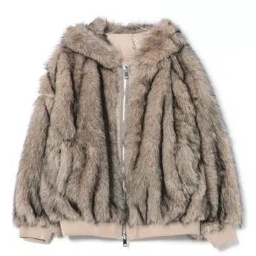 Chikashitsu+oversized hooded fur blouson