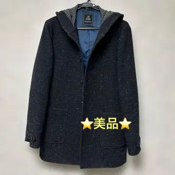 request 후드 부착 코트