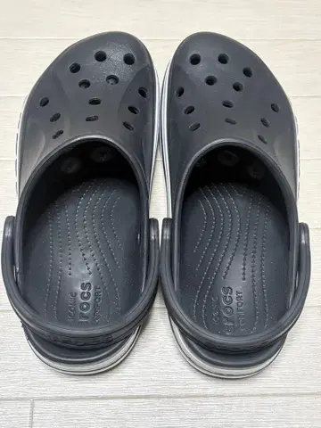 Crocs 블랙 클로그 샌들