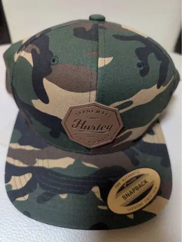 Hurley 카모 패턴 스냅백 캡 새상품