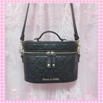 Maison de FLEUR 모노그램 큐브 숄더백