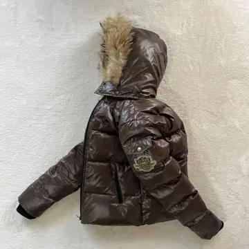 퍼 다운 쇼트 기장 y2k