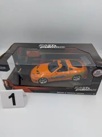 새상품 하자품 Jada 1/24 와일드 스피드 도요타 수프라 피규어 포함