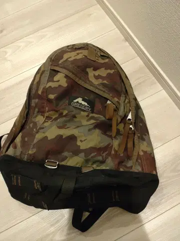 GREGORY 카모플라쥬 백팩