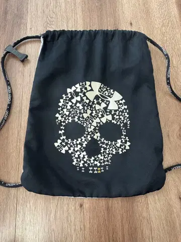 레어! UNDER ARMOUR 언더아머 냅색 한정판 스컬