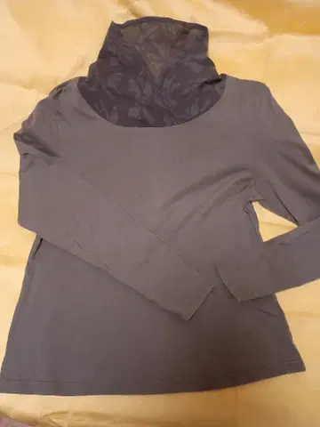 군언당 그레이 하이넥 상의 면 100% 이와미긴잔