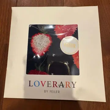 FEILER LOVRARY 딸기 무늬 손수건