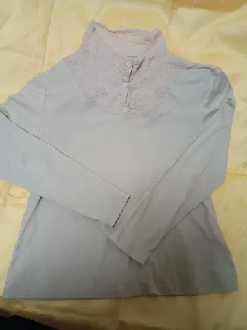 군겐도 새상품급 하이넥 라이트 그레이 긴팔 티셔츠 L