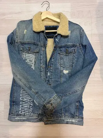 ZARA 보아 카라 부착 데님 자켓