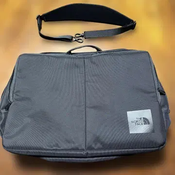 THE NORTH FACE 셔틀 시리즈 백 블랙