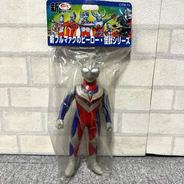 B-CLUB 신 제작판 히어로 괴수 시리즈 울트라맨 티가