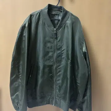 올리브 그린 MA-1 플라이트 자켓