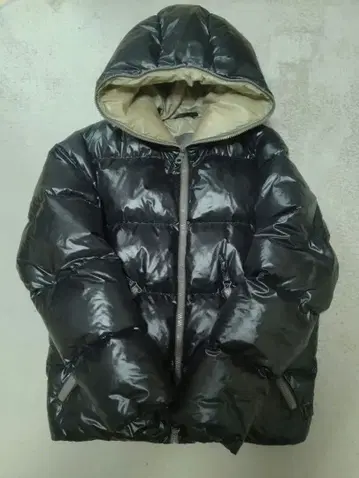 듀베티카 블랙 다운 44 사이즈