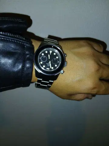 UNIMATIC UC-3 블랙 시계