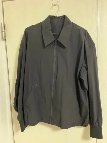 훼미리마트 블랙 집업 나일론 자켓