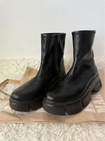 [ 새상품급 ] LOWRYS FARM 부츠 블랙 L