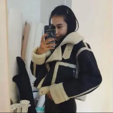 Juemi 무스탕 자켓