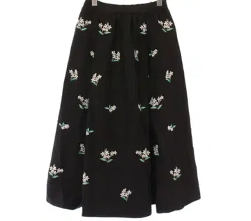 1회 착용 Chesty 스커트 꽃무늬 자수 S