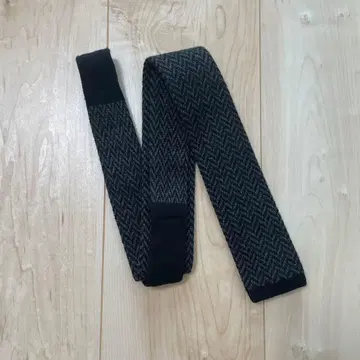 Banana republic 다크 그레이 헤링본 넥타이 울