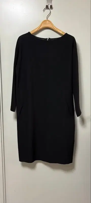 새상품 두클라쎄 원피스 블랙