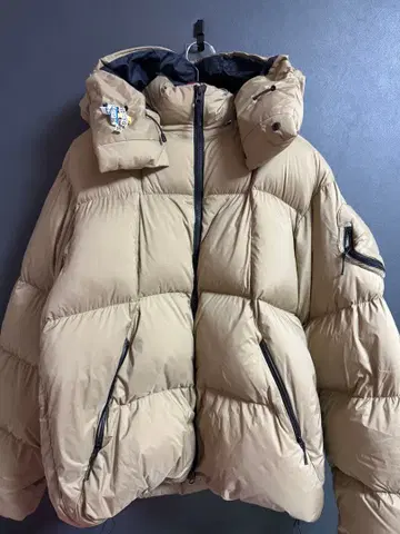 광전자 기술 베이지 다운 자켓 사이즈 1