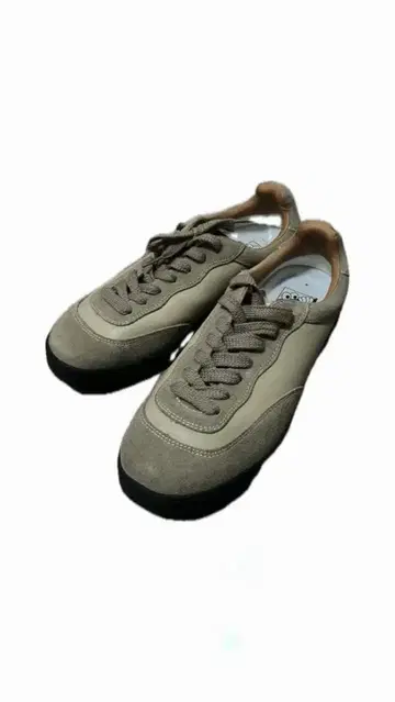 CM001 SUEDE / LEATHER LO - SAFARI/BLACK