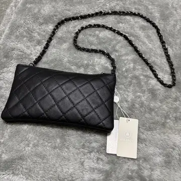 [미사용 새상품] 퀼팅 클러치 미니백 AULENTTI 오렌티