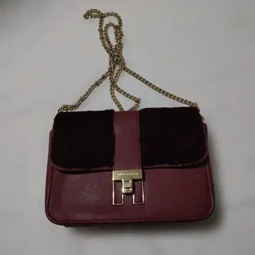 타미힐피거 체인 숄더백 보아 보르도 미사용 하자품
