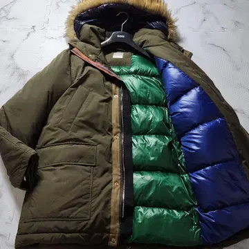 컨디션 최상 XL 상당 폴스미스 다운 자켓 현행 택 멀티 컬러