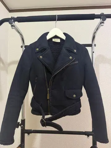 알바 로사 아우터